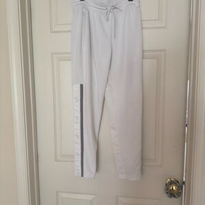NWT Adidas cropped sport pant